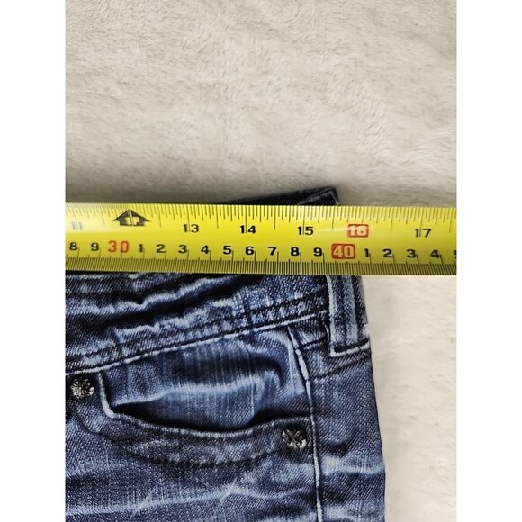 Womens Affliction Jade Cut-Off Shorts Sz 31 Studs & Leather Embroidered - Picture 12 of 14